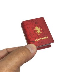 new very cute Tiny Book Harry Potter Gryffindor 192 illustrated pgs great gift