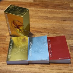 The Hunger Games 3-Book Box Set: Hunger Games, Catching Fire, Mockingjay
