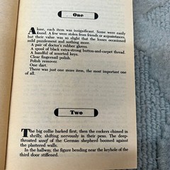 Death On Demand Mystery Paperback Book by Carolyn G. Hart from Bantam Books 1987