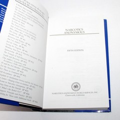 Narcotics Anonymous Twelve Steps + Twelve Traditions 1988 5th Ed hardcover