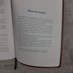 The Bible Recap: A One-Year Guide by Tara-Leigh Cobble – Faux Leather Edition