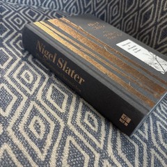 Christmas Chronicles Notes, Stories 100 Essential Recipes for Midwinter N Slater