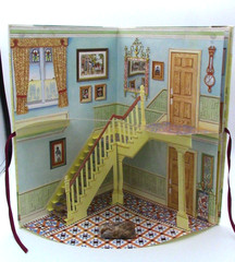 Sarah’s House by Eric Thomas Carousel Doll House DK books Hardcover Used