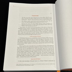 Siddur Illuminated by Chassidus – Weekday Shacharis 7 x 10; Like new condition
