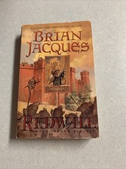 Redwall : A Tale from Redwall by Brian Jacques (2002, Trade Paperback)