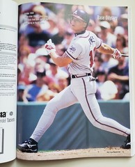 2000 MLB Official Guide To The 2000 Baseball Season Program 262+ Pages MINT/NEW