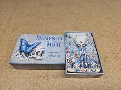 Memento Mori: 36 Mini Affirmation Cards to Embrace Life Red Wheel Weiser Card *i