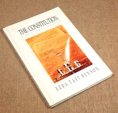 The Constitution : A Heavenly Banner by Ezra Taft Benson (1989, Hardcover,…