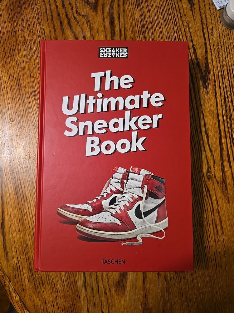 Sneaker Freaker: The Ultimate Sneaker Book Taschen