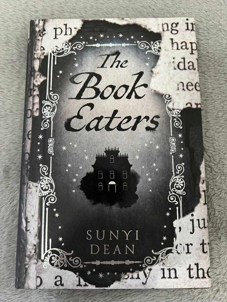 The Book Eaters (Sunyi Dean) – Illumicrate signed edition, brand new
