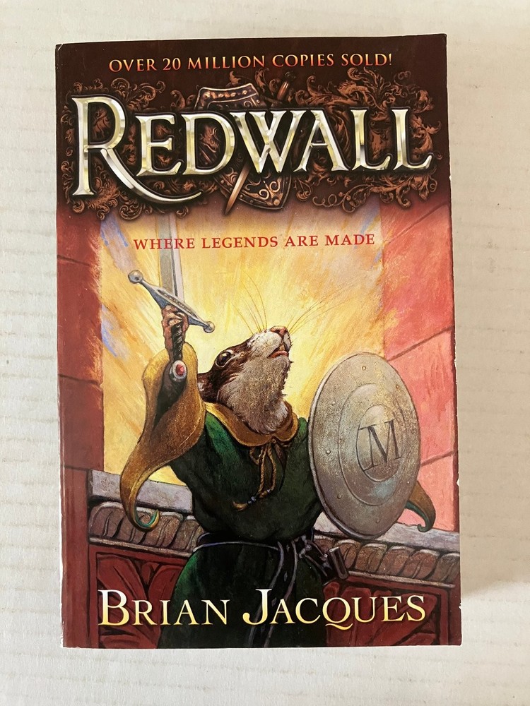 Redwall Brian Jacques 2002 Illustrated Fantasy Adventure Firebird Paperback