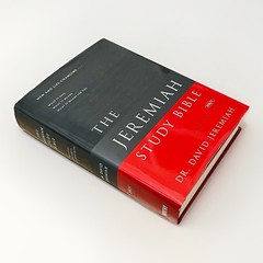Jeremiah Study Bible, NKJV: Hardcover: What It Says. What It Means to You *NEW*