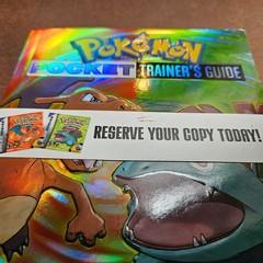 Pokemon Pocket Trainer’s Guide Book – Complete w/ Poster – 2004 Nintendo