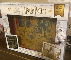 Harry Potter Official Christmas Cookbook Gift Set w/ Tablet Stand