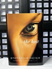 NEW The Host SIGNED Stephenie Meyer 1st Edition 1st Print HC DJ NEW