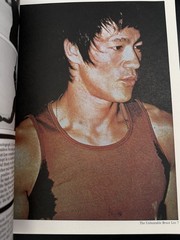 Collector’s Edition Unbeatable Bruce Lee Manual of Master in Action Kung Fu Mon