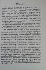 A SPACEFARING PEOPLE: PERSPECTIVES ON EARLY SPACEFLIGHT BY ALEX ROLAND 1985 SC