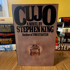 Stephen King Cujo Hardcover Horror Novel w/ Dust Jacket, English