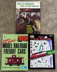 MODEL RAILROAD BOOKS lot 3 realistic operation freight cars N Scale trains