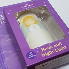 New, Hallmark, Book & Night Light, BEDTIME PRAYERS TO READ TOGETHER, 2011