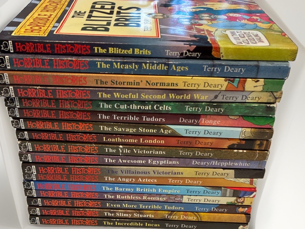 Horrible Histories 17 Book Lot Terry Deary Hippo Paperbacks Good Condition