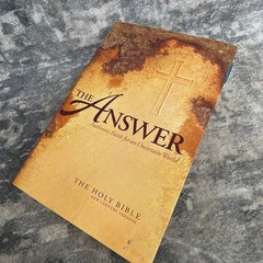 The Answer Holy Bible NCV New Century Version Thomas Nelson Paperback