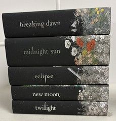 The Twilight Saga Deluxe Hardcover Collection Like New