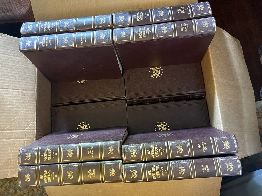 ⭐️The Encyclopedia Americana – Complete Set Of 30 ~ With Annual 1957-76! Rare!