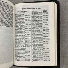 World Simplified Reference Bible KJV Red Letter Center Column Genuine Leather