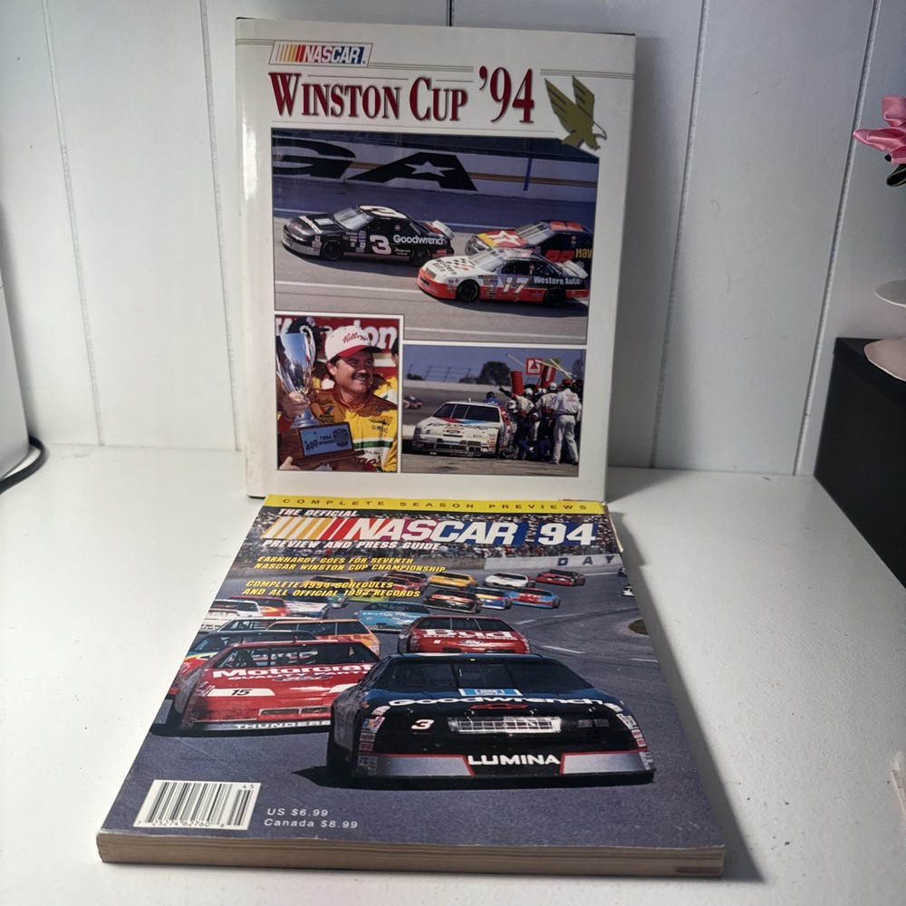1994 NASCAR Winston Cup Yearbook Dust Cover Dale Earnhardt & preview/press guide