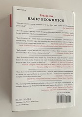 Basic Economics Thomas Sowell Fifth Edition Hardcover DJ VERY GOOD