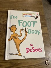 Dr Seuss The Foot Book HC Beginner Series: