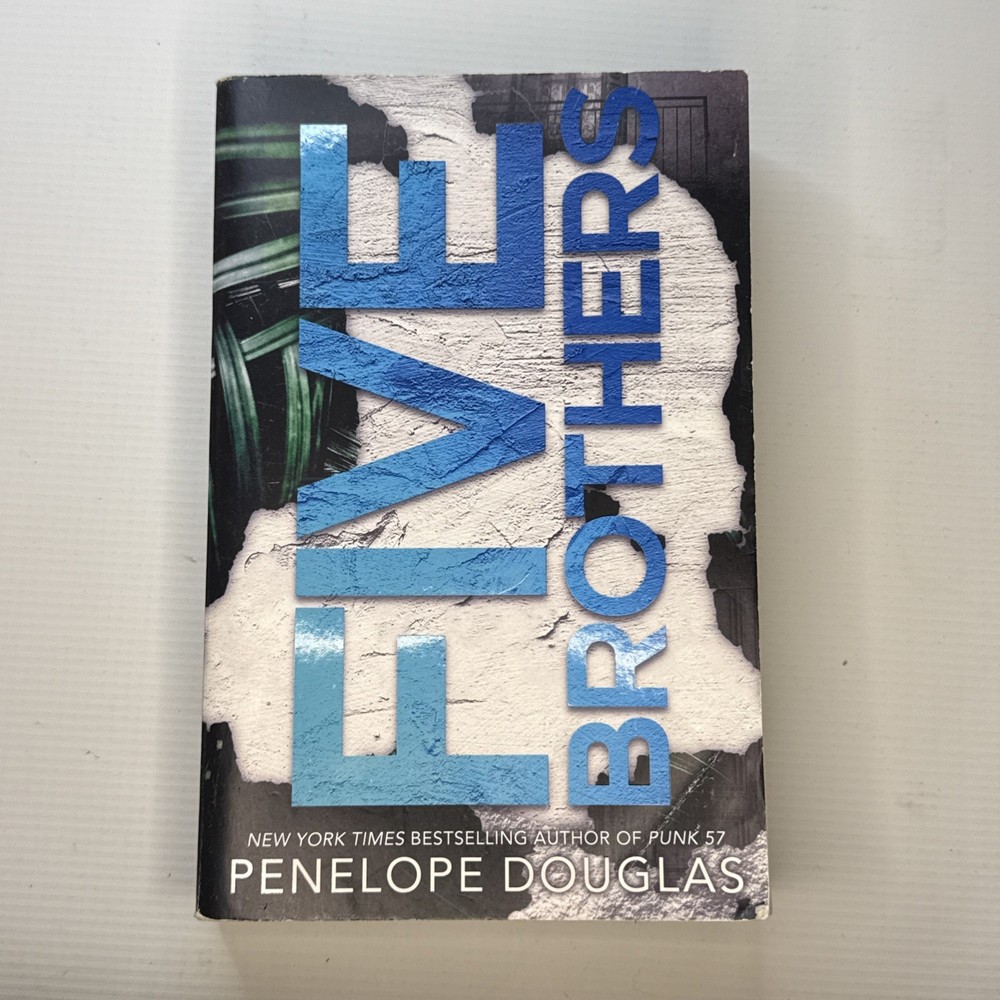 PENELOPE DOUGLAS – Five Brothers, Paperback