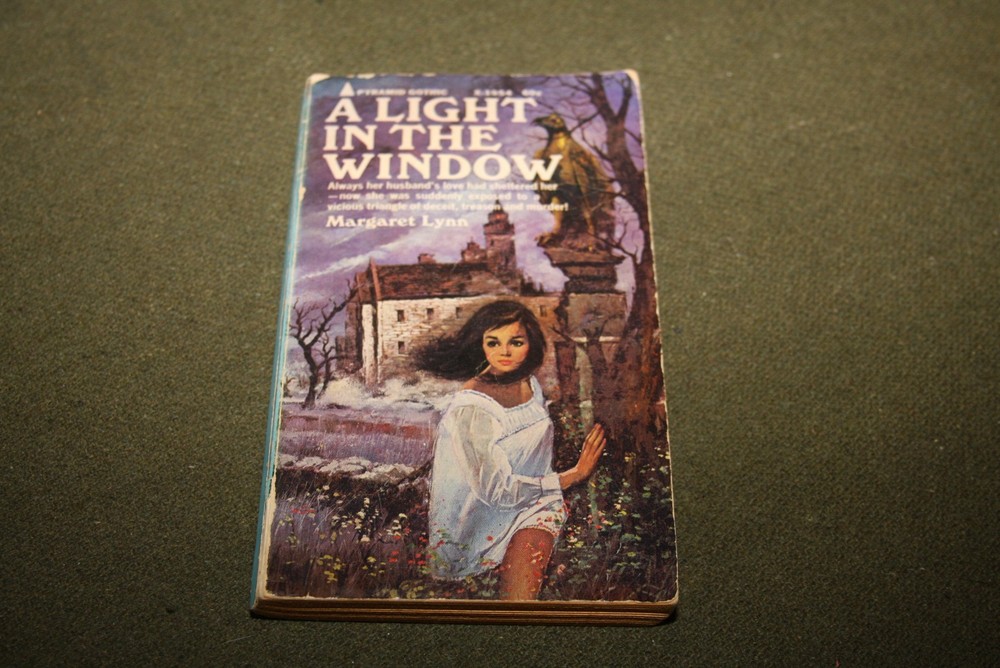 A Light in the Window by Margaret Lynn 1969 PB Pyramid Gothic