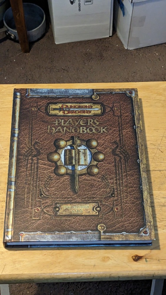 DUNGEONS & DRAGONS (D&D v.3.5) PREMIUM CORE RULEBOOK PLAYER’S HANDBOOK 3.5E