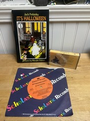 It’s Halloween Vintage Book By Jack Prelutsky With Cassette Sealed Scholastic