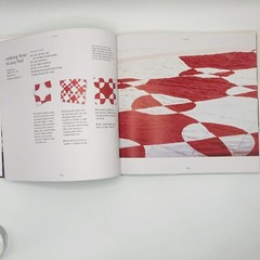 Country Living Making & Displaying Quilts Hardcover by Country Living Editors