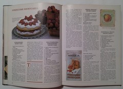 The Southern Heritage CAKES Cookbook 1983 Oxmoor House Hard Cover 143 Pages
