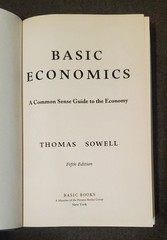 Basic Economics – Thomas Sowell – 2015 Fifth Edition – hc with dj – very good