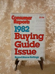 1982 Consumer Reports Buying Guide Issue Brand-Name Ratings Vintage Paperback