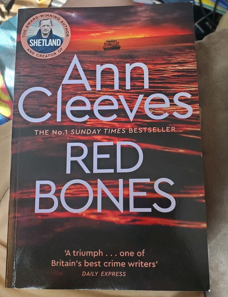 Red Bones (Shetland)- PB- Ann Cleeves- British Mystery- Jimmy Perez- Scotland