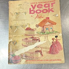 Wilton Cake & Food Decorating Year Book Paperback Cake & Food Decorating 1972