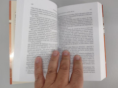 Autobiografia De Um Logue – PARAMAHANSA YOGANANDA – in Portuguese – 4.5″ X 7.5″
