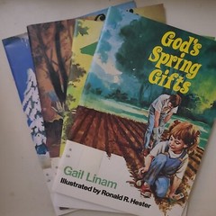 4 Book Lot by GAIL LINAM ~ GOD’S SPRING, SUMMER, FALL AND WINTER GIFTS~ VG