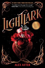 Lightlark (The Saga Book 1) (Volume