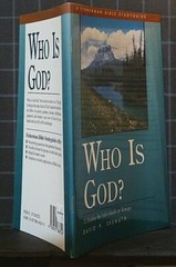 Fisherman Bible Studyguide Ser.: Who Is God? : 12 Studies for Individuals 454
