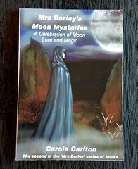 MRS DARLEY’S MOON MYSTERIES CELEBRATION OF MOON LORE & MAGIC BOOK CAROLE CARLTON