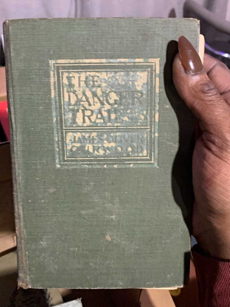 A. L. Burt Co. The Danger Trail Anna Katharine Green 1915 HC Cloth Bound