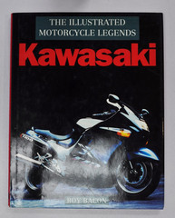 Book – The Illustrated Motorcycle Legends – Kawasaki (Roy Bacon)