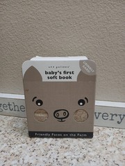 Wee Gallery Cloth Bks.: Friendly Faces: on the Farm 2020 Edition) BRAND NEW #352